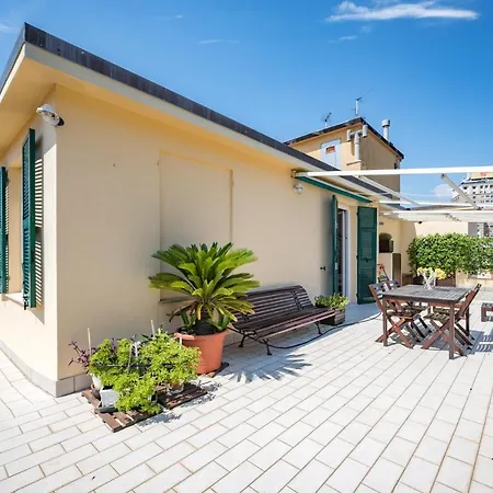 Joivy Penthouse Flat With Terrace Apartment *
